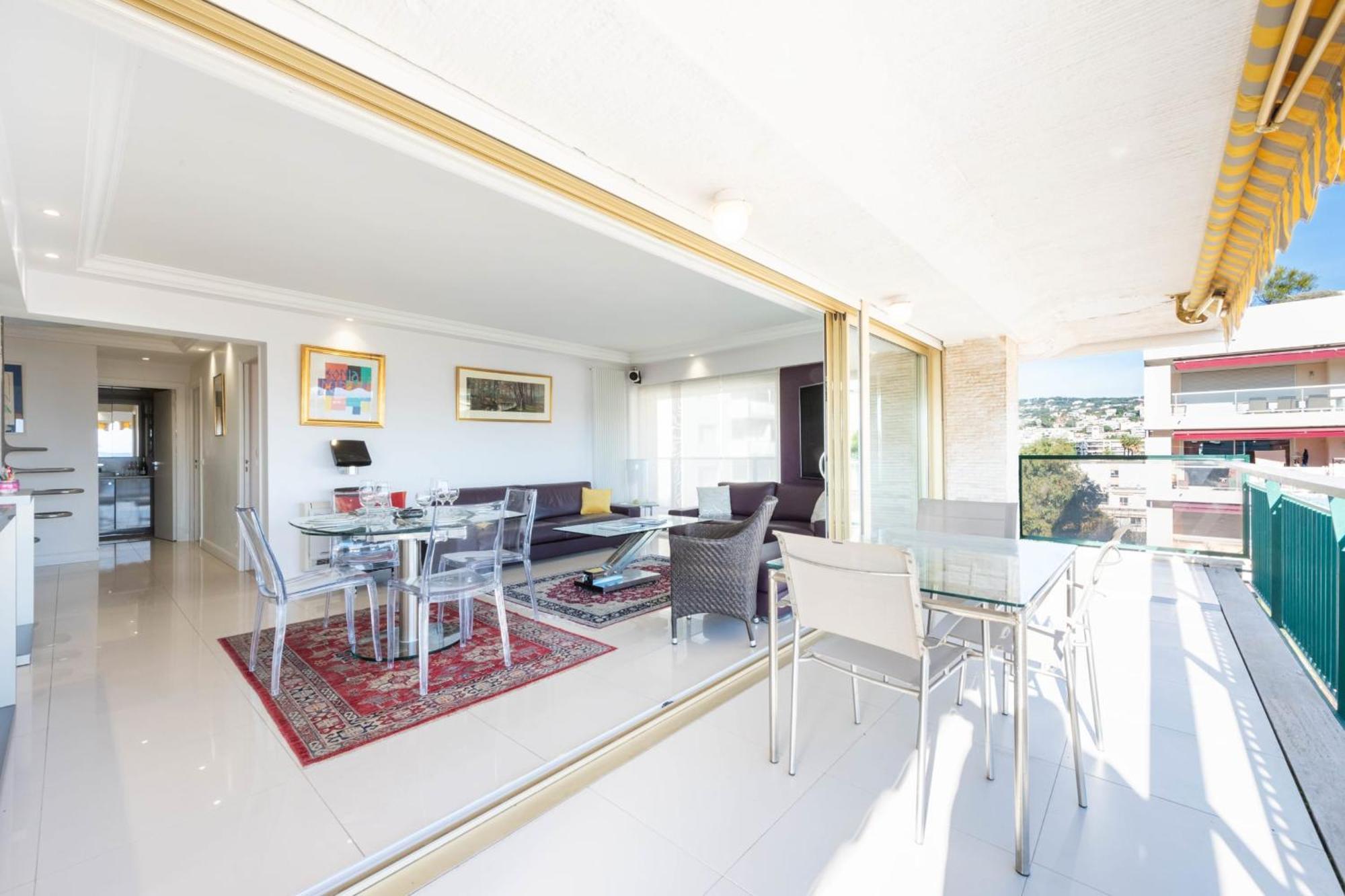 Duplex With Rooftop And Sea View Palm Apartment *