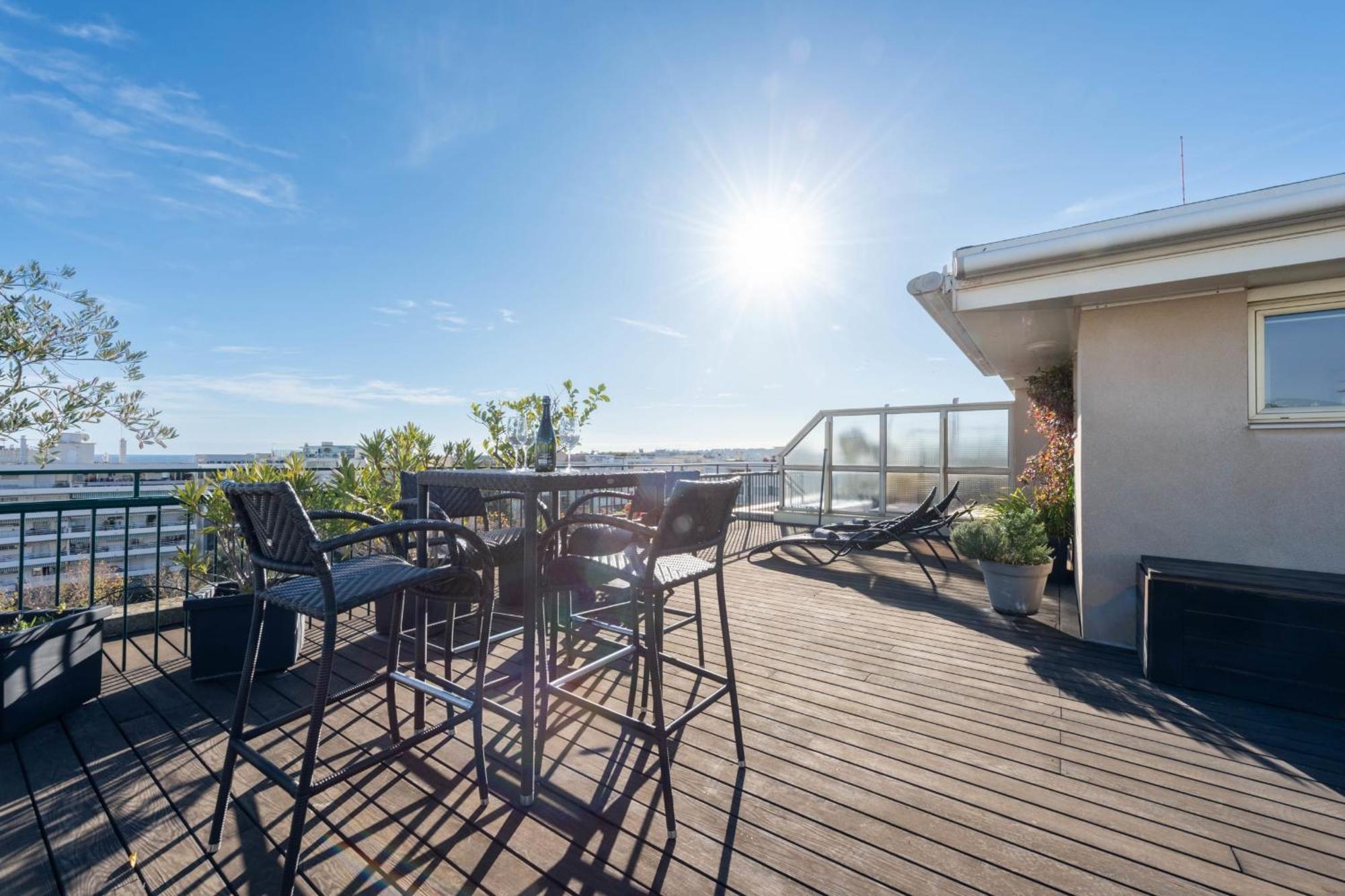 Appartement Duplex With Rooftop And Sea View Palm Cannes